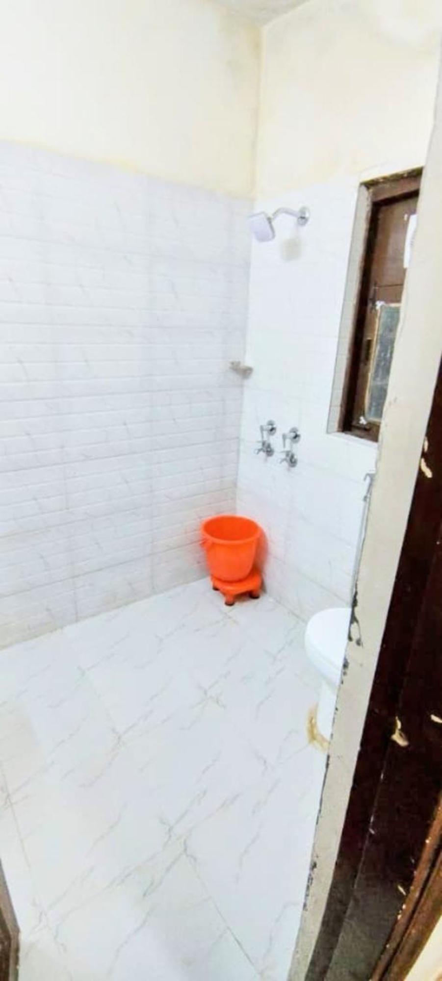 Hotel B Near Aiims Hospital
