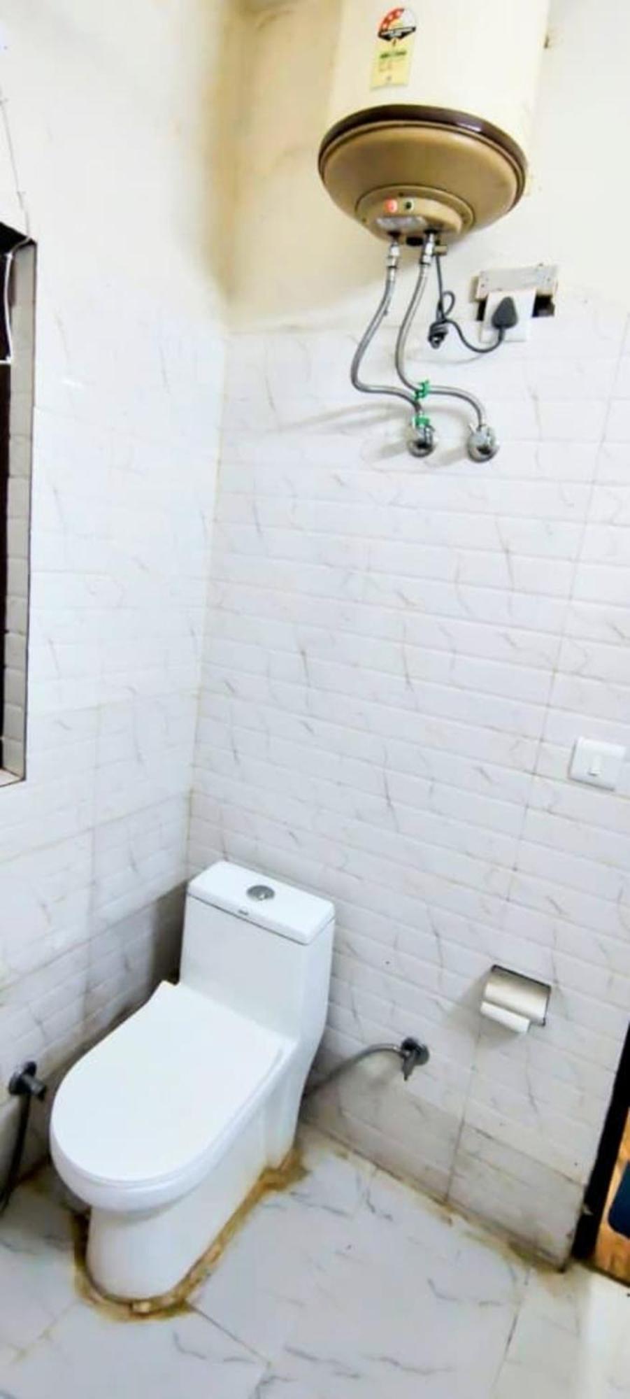B Near Aiims Hospital 4*